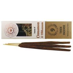 Green Tree Extra Premium Smudge Räucherstäbchen Cinnamon & Olibanum